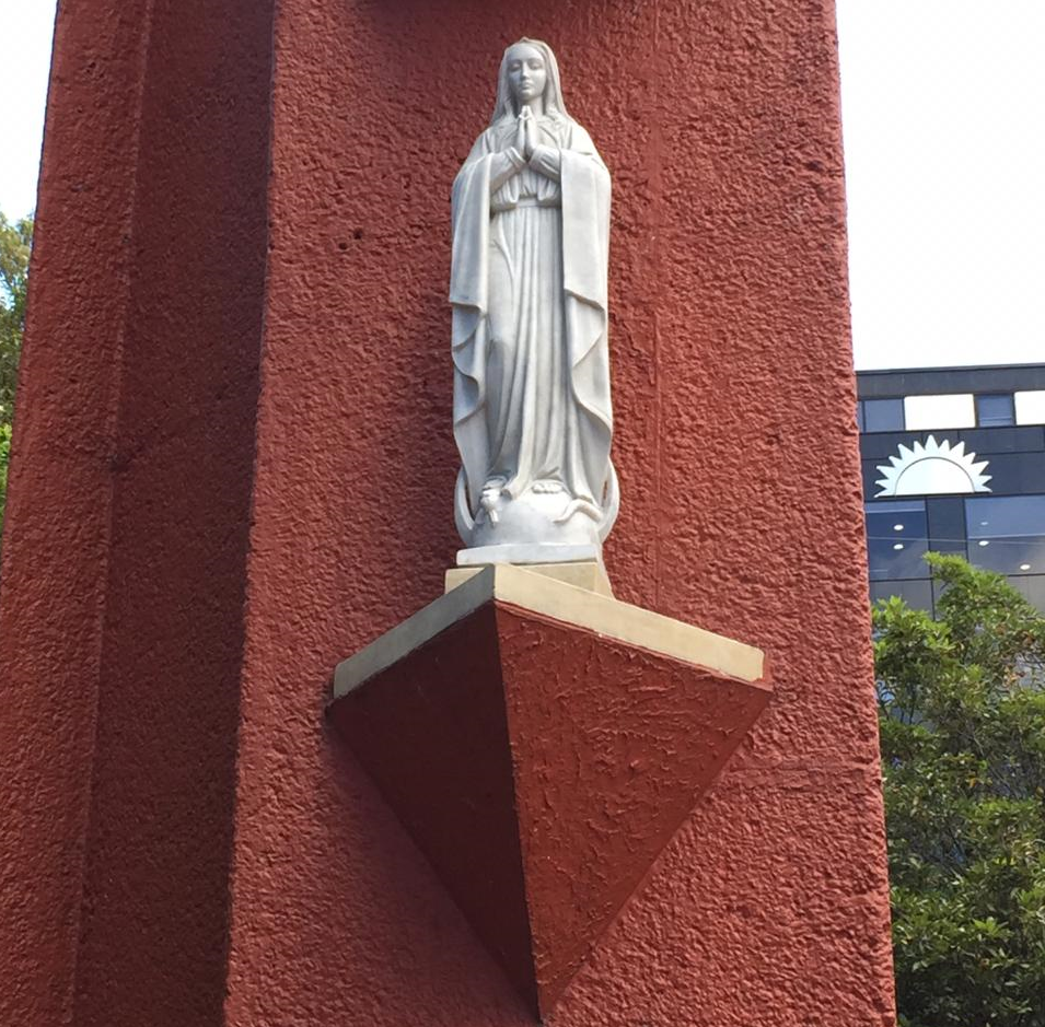 https://arquimedia.s3.amazonaws.com/264/virgen/virgen-externapng.png