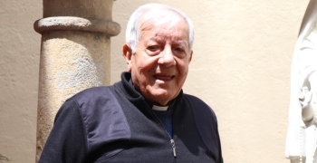 Padre Rogelio qepd
